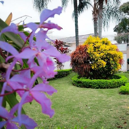 Urdesa Suites Hotel Guayaquil Exteriér fotografie