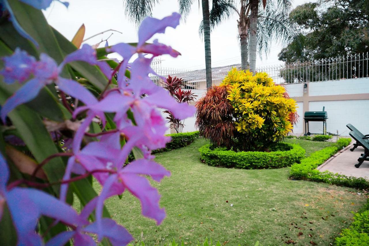 Urdesa Suites Hotel Guayaquil Exteriér fotografie